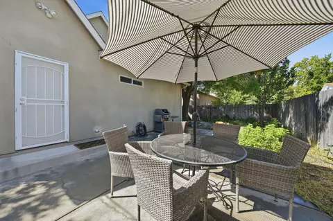 Exterior - 940 Cedar St, Red Bluff, CA 96080 photo 3 of 8