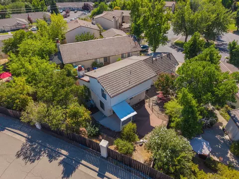 View/Area - 743 Coffeeberry Ln, Redding, CA 96003 photo 1 of 6