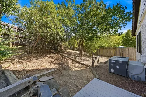 Exterior - 743 Coffeeberry Ln, Redding, CA 96003 photo 8 of 8