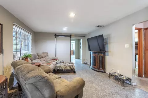 Living - 1664 Victor Ave, Redding, CA 96002 photo 1 of 1