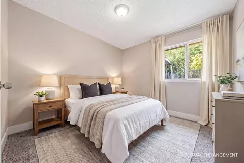 Bedroom - 3394 Cessna Dr, Redding, CA 96001 photo 3 of 8