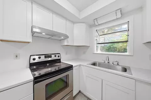 Kitchen - 3394 Cessna Dr, Redding, CA 96001 photo 3 of 3