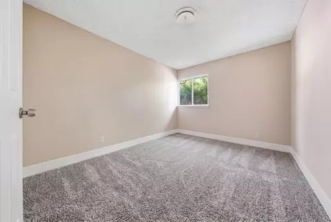 Bedroom - 3394 Cessna Dr, Redding, CA 96001 photo 6 of 8