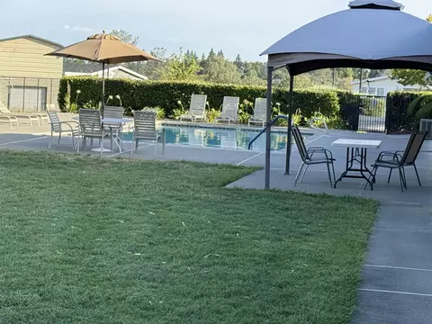 4535 Hickory Trl, Redding, CA 96003 photo 2