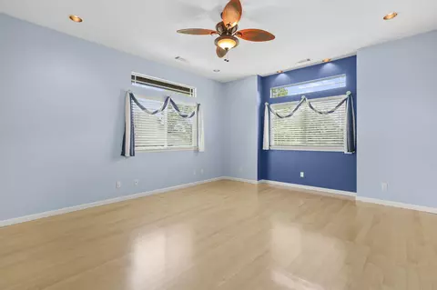 Bedroom - 672 Reddington Dr, Redding, CA 96003 photo 2 of 11