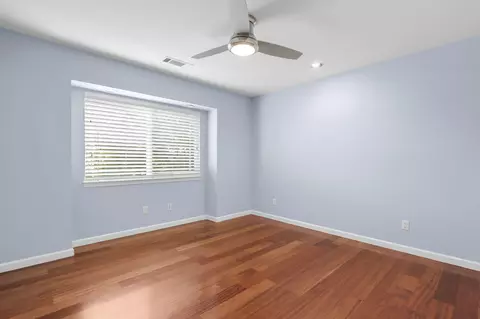 Bedroom - 672 Reddington Dr, Redding, CA 96003 photo 1 of 11