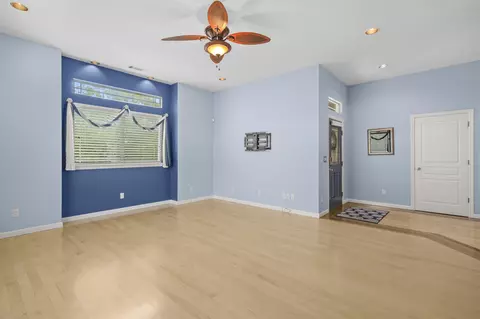 Living - 672 Reddington Dr, Redding, CA 96003 photo 2 of 2