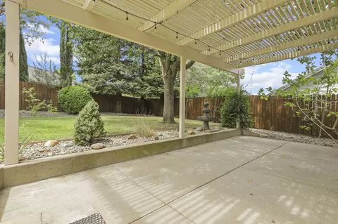 Exterior - 672 Reddington Dr, Redding, CA 96003 photo 2 of 5