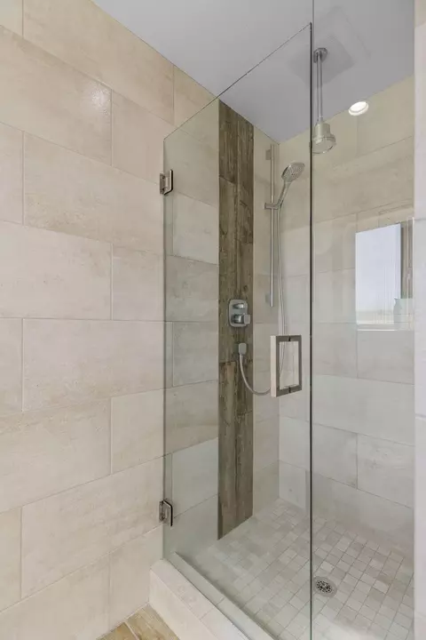 3410 Scenic Dr, Redding, CA 96001 photo 27