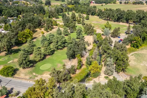 View/Area - 2638 Evergreen Way, Redding, CA 96001 photo 3 of 5