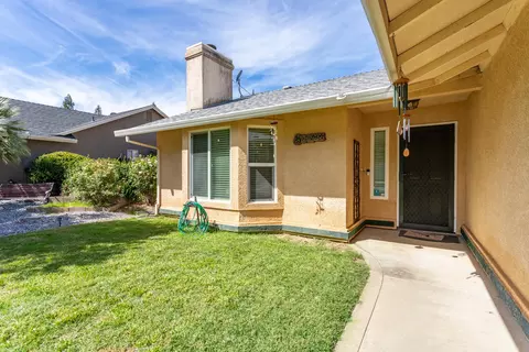 Exterior - 2638 Evergreen Way, Redding, CA 96001 photo 9 of 9