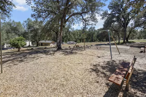 14578 Bass Dr, Redding, CA 96003 photo 41