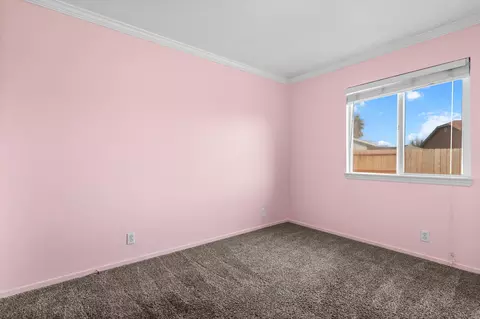 Bedroom - 2180 Gentry Way, Red Bluff, CA 96080 photo 6 of 8