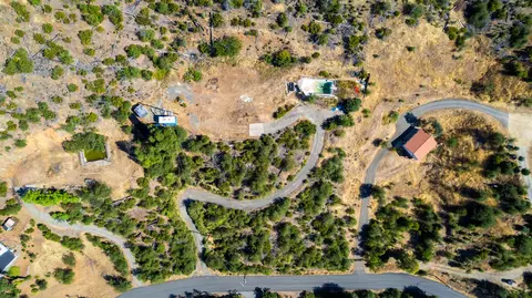 15944 Ganim Ln, Redding, CA 96001 photo 8