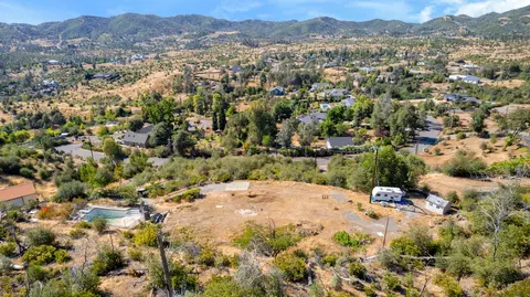 15944 Ganim Ln, Redding, CA 96001 photo 13