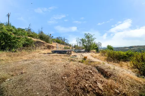 15944 Ganim Ln, Redding, CA 96001 photo 5