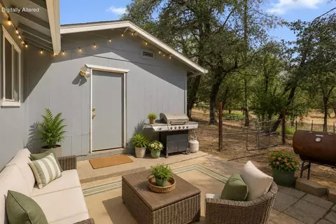 Exterior - 12045 Lake Blvd, Redding, CA 96003 photo 4 of 13