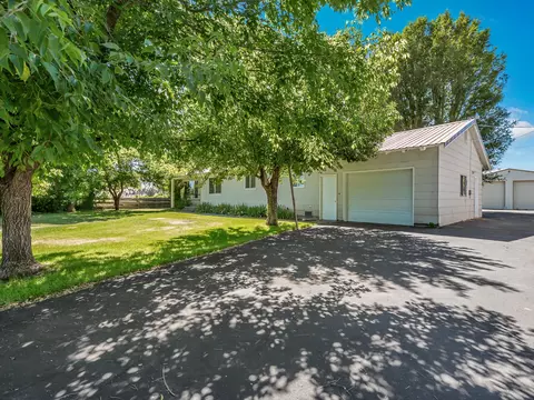 Exterior - 2879 State Highway 299e #A & B, Adin, CA 96006 photo 2 of 14