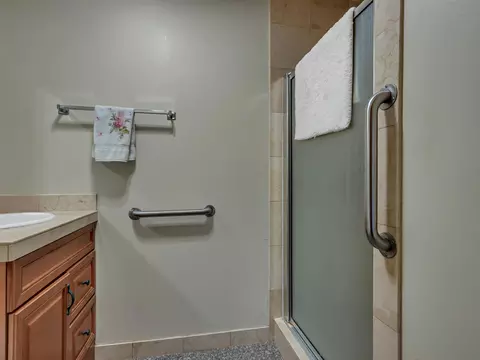 Bath - 2879 State Highway 299e #A & B, Adin, CA 96006 photo 8 of 8