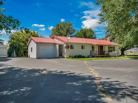 Exterior - 2879 State Highway 299e #A & B, Adin, CA 96006 photo 7 of 14