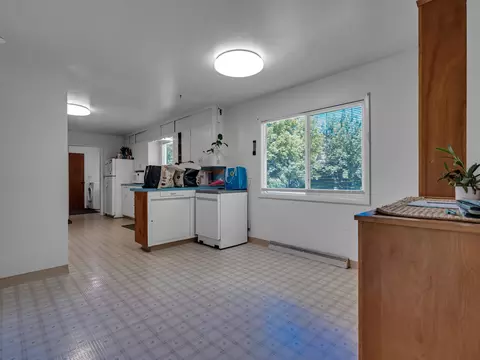 Kitchen - 2879 State Highway 299e #A & B, Adin, CA 96006 photo 1 of 11