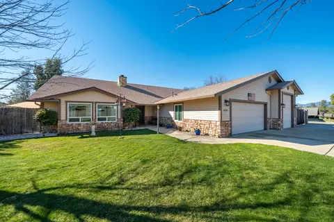 1291 Minder Dr, Redding, CA 96003 photo 2