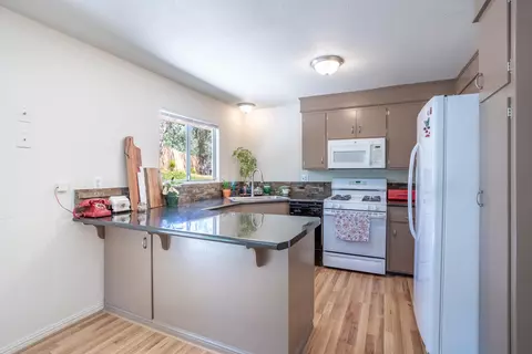 Kitchen - 9380 Placer Rd, Redding, CA 96001 photo 1 of 2
