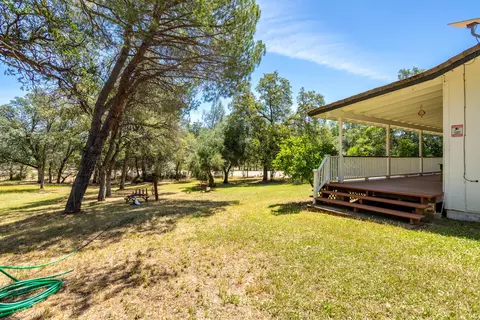 Exterior - 9380 Placer Rd, Redding, CA 96001 photo 3 of 6