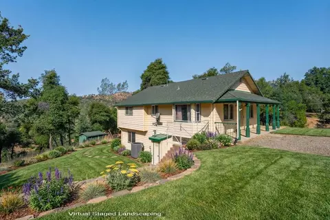 Exterior - 8550 Muletown Rd, Redding, CA 96001 photo 6 of 10