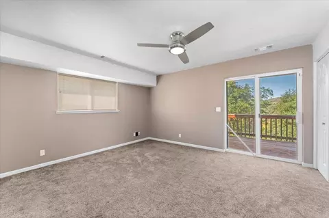 Bedroom - 8550 Muletown Rd, Redding, CA 96001 photo 2 of 7