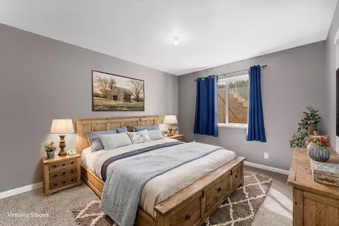 Bedroom - 8550 Muletown Rd, Redding, CA 96001 photo 5 of 7