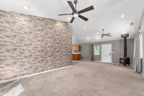 Living - 8550 Muletown Rd, Redding, CA 96001 photo 2 of 4