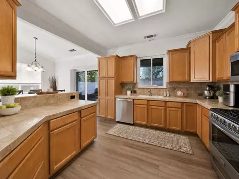 Kitchen - 4178 Sunflower Dr, Redding, CA 96001 photo 1 of 3