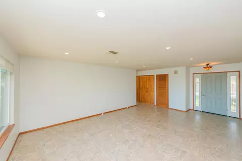 Living - 3600 Scenic Dr, Redding, CA 96001 photo 3 of 19