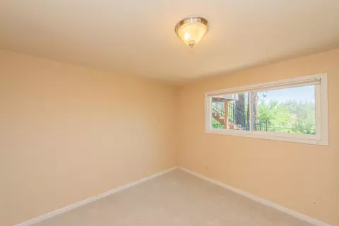 Bedroom - 3600 Scenic Dr, Redding, CA 96001 photo 5 of 9