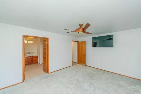 Bedroom - 3600 Scenic Dr, Redding, CA 96001 photo 3 of 9