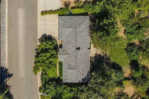 View/Area - 3600 Scenic Dr, Redding, CA 96001 photo 2 of 5