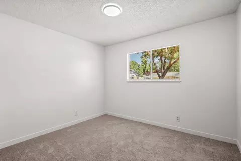 Bedroom - 3524 Orion Way, Redding, CA 96002 photo 6 of 7
