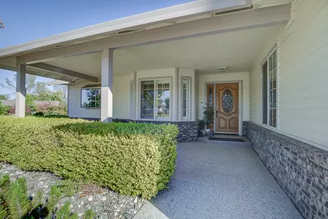 4463 Oak Glen Dr, Redding, CA 96001 photo 3