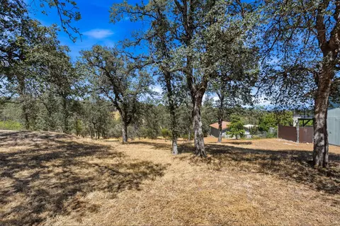 2688 Starlight Blvd, Redding, CA 96001 photo 7