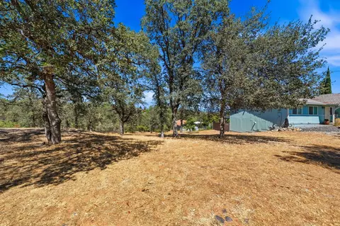 2688 Starlight Blvd, Redding, CA 96001 photo 9
