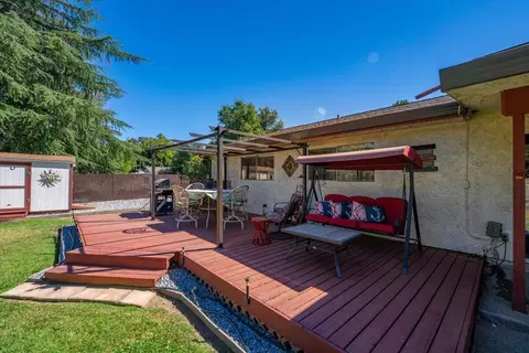 Exterior - 540 Brearcliffe Dr, Red Bluff, CA 96080 photo 5 of 8
