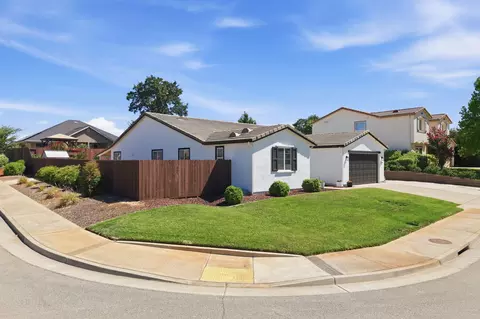 Exterior - 3406 Carlsbad Ln, Redding, CA 96002 photo 2 of 12