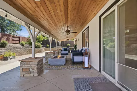 Exterior - 3406 Carlsbad Ln, Redding, CA 96002 photo 4 of 12