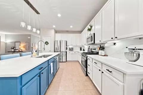 Kitchen - 3406 Carlsbad Ln, Redding, CA 96002 photo 1 of 5