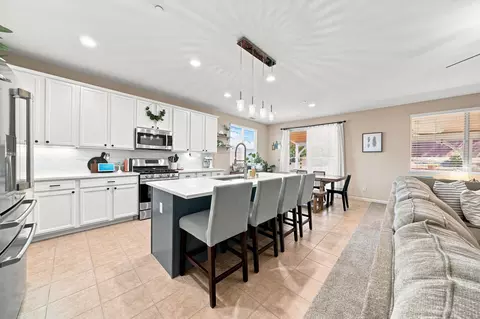 Kitchen - 3406 Carlsbad Ln, Redding, CA 96002 photo 4 of 5