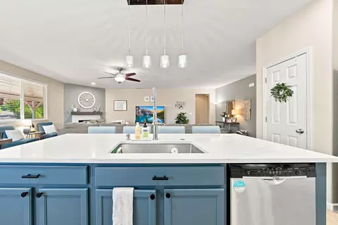Kitchen - 3406 Carlsbad Ln, Redding, CA 96002 photo 2 of 5