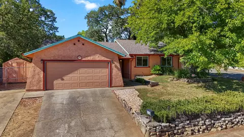 Exterior - 2782 Camulos Way, Redding, CA 96002 photo 10 of 12