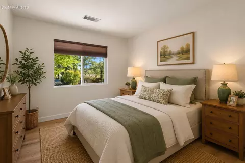 Bedroom - 2782 Camulos Way, Redding, CA 96002 photo 1 of 6