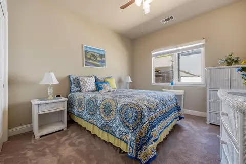 Bedroom - 2440 Crescent Moon Ct, Redding, CA 96001 photo 3 of 3